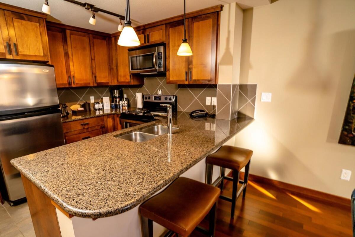 The Raven Suite At Stoneridge Mountain Resort Canmore Extérieur photo